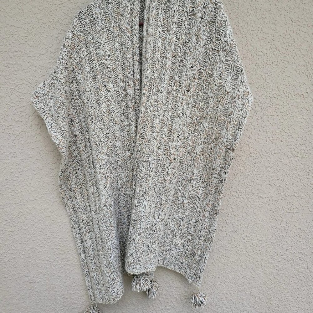Vintage Woman's “The Sweater Shop” Beige Wool Cape Sweater One Size